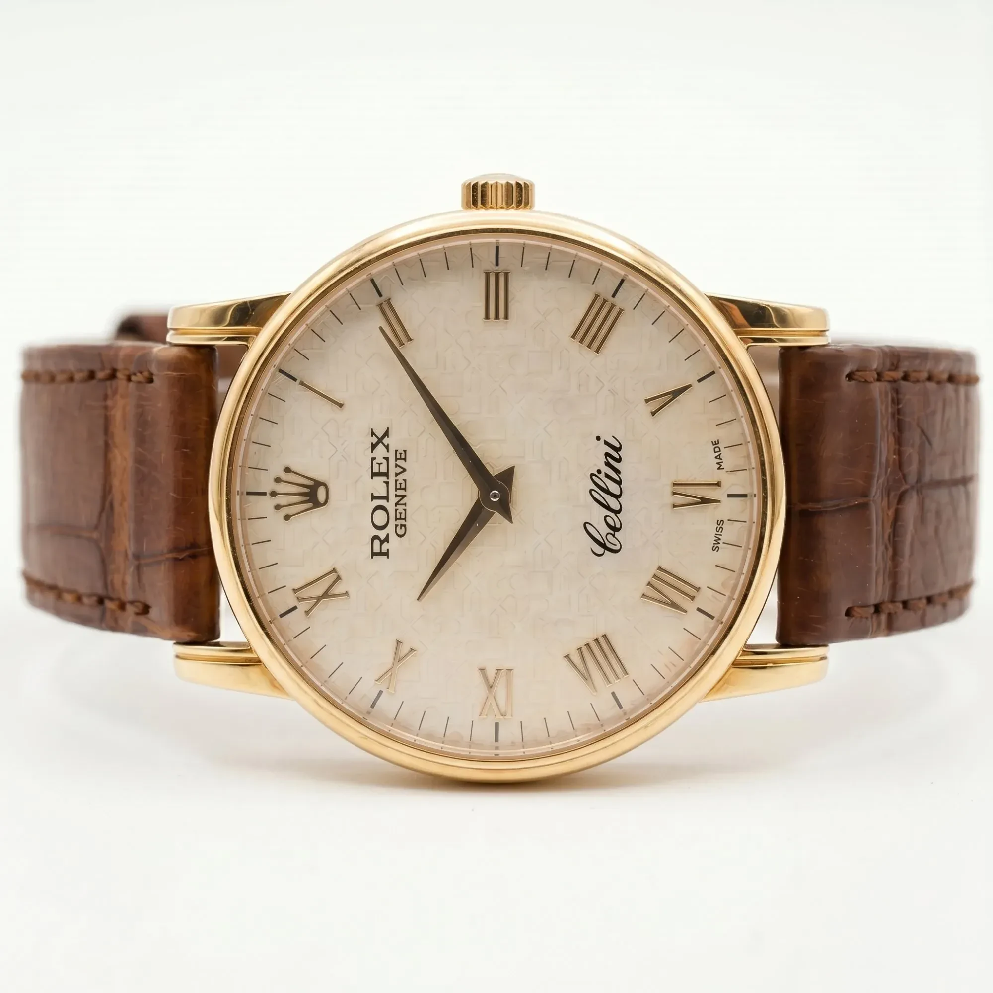 Rolex Cellini — 18k Yellow Gold - View 4